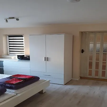 Apartment Ferienwohnung, *